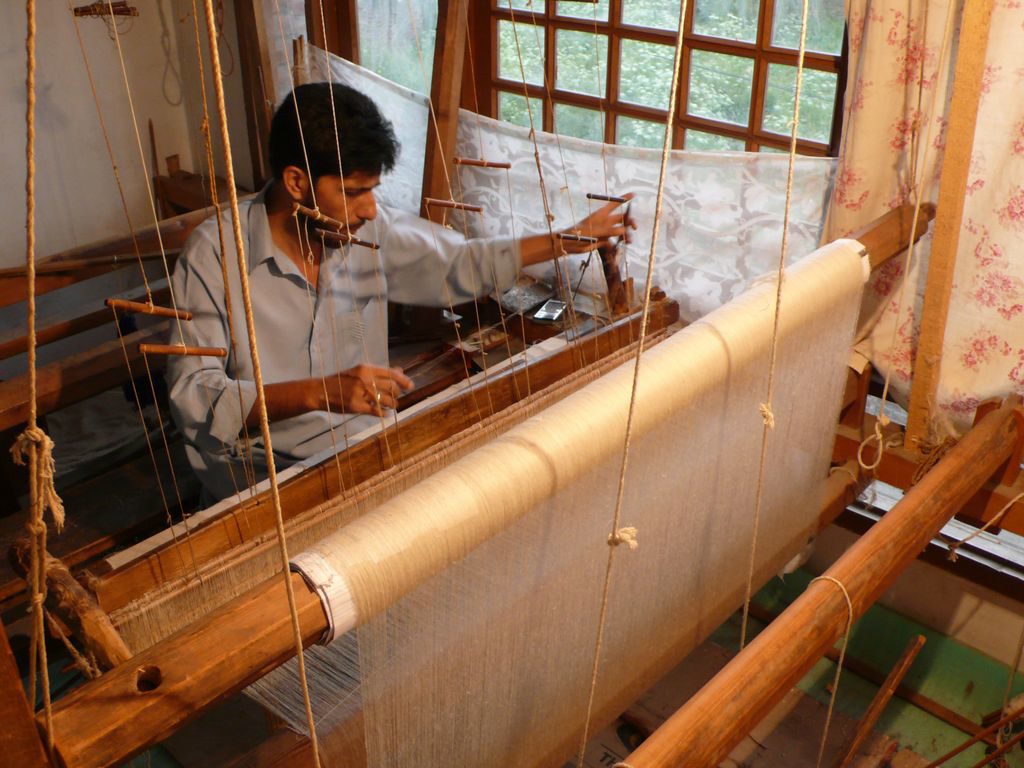 Weaving of Pashmina on a Handloom
