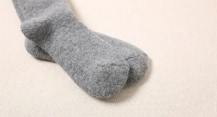 Best women's cashmere socks